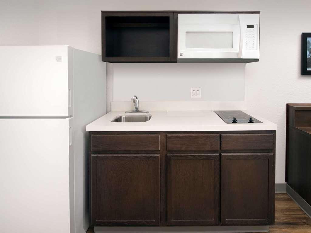 Extended America Select - Pittsburgh - Cranberry Hotel 2*