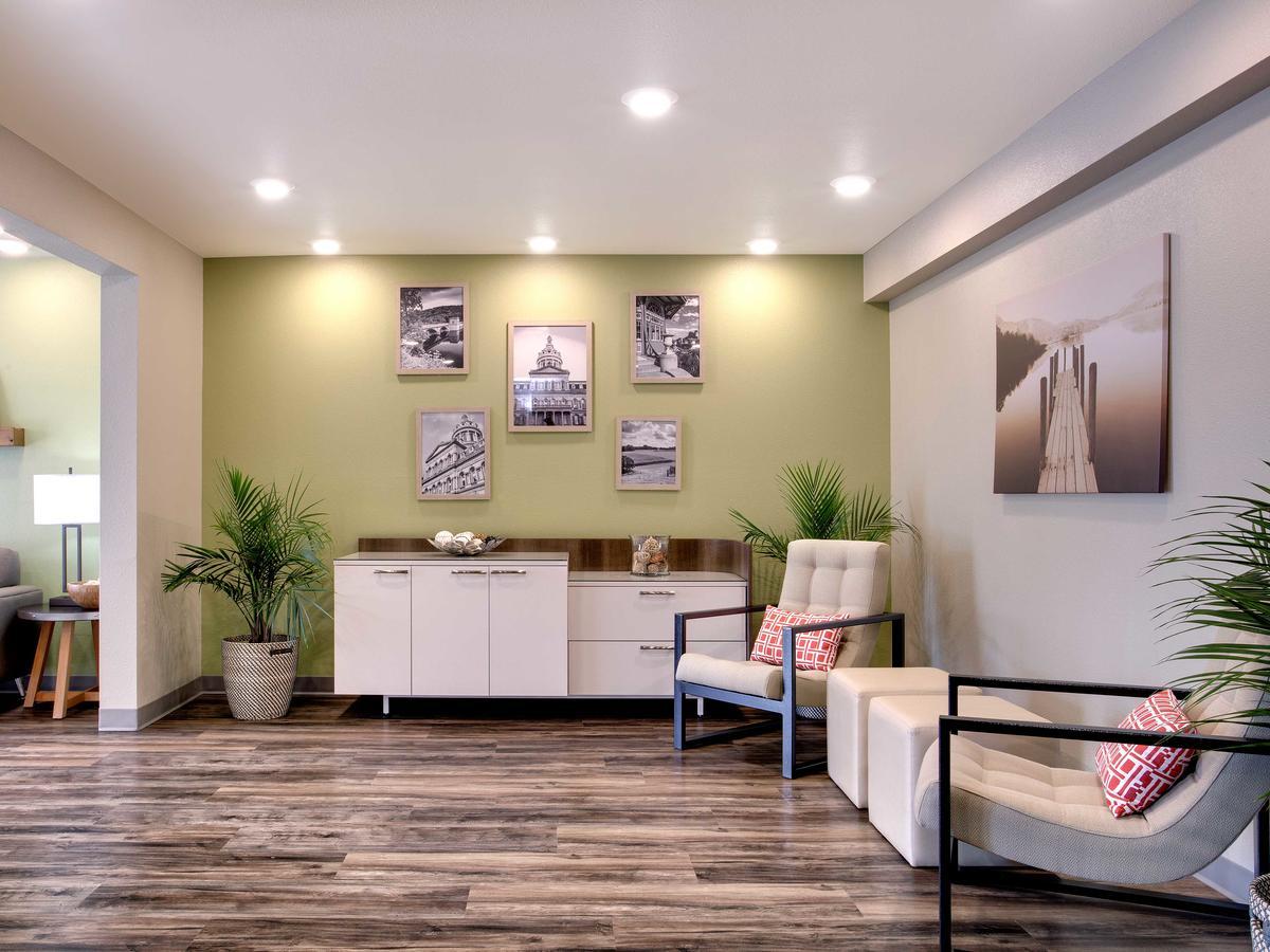 Extended America Select - Pittsburgh - Cranberry Cranberry Township